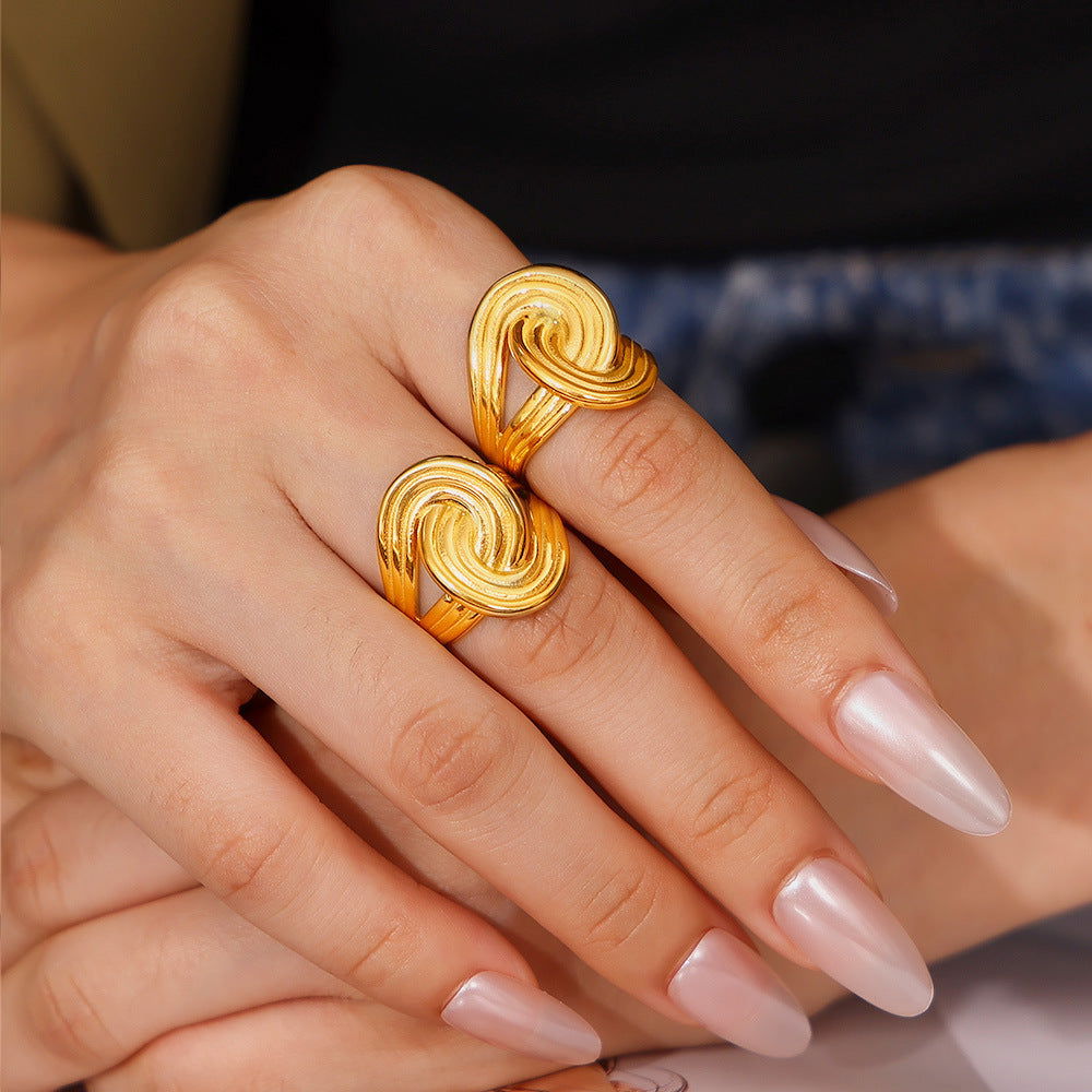 18K Gold-Plated Twisted Ring - Get Stylish