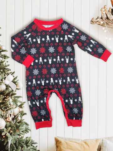 Reindeer Graphic Top and Pants Set